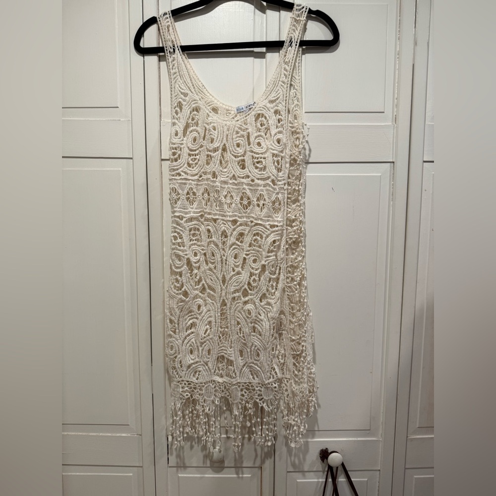 Blue island crochet swim cover up size S/M EUC